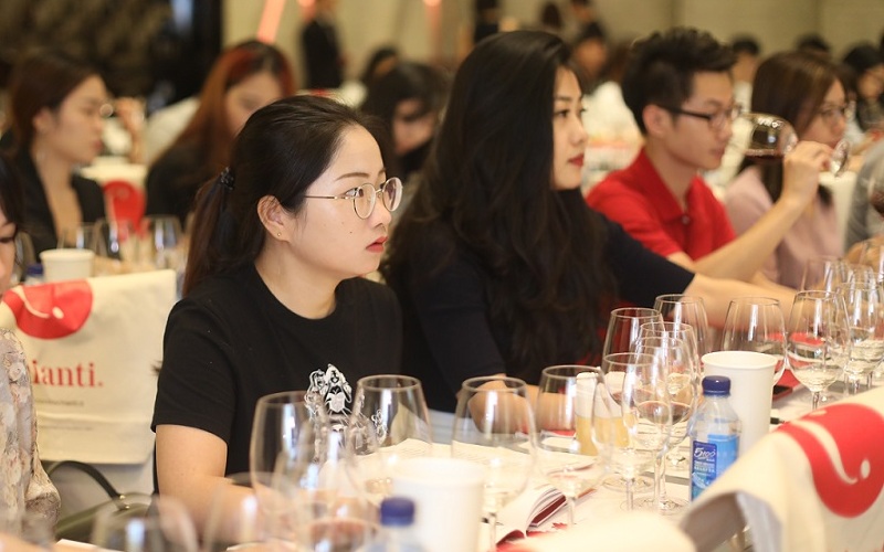 Il Chianti vola in Cina e sbarca su WeChat